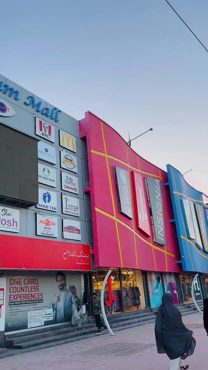 Millennium Mall and Kandahari Bazaar Quetta