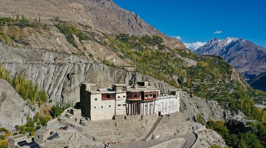 Hunza Valley: Complete Travel Guide & Top Attractions