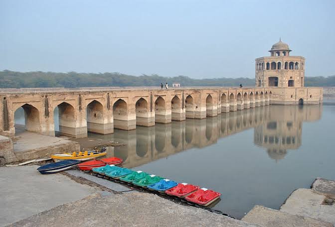 Hiran Minar Sheikhupura