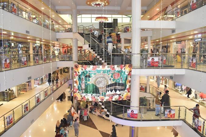 Millennium Mall and Kandahari Bazaar Quetta