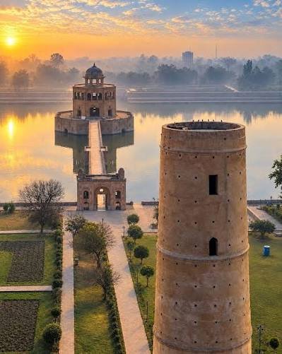Hiran Minar Sheikhupura