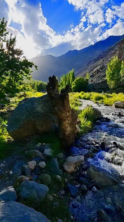 Sadpara Lake