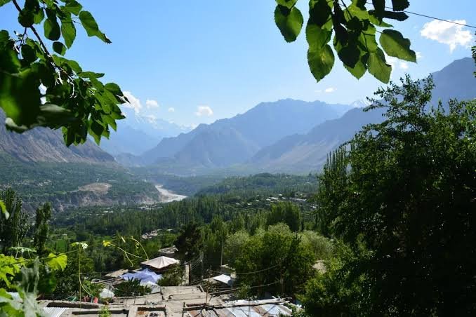 Hunza Valley: Complete Travel Guide & Top Attractions