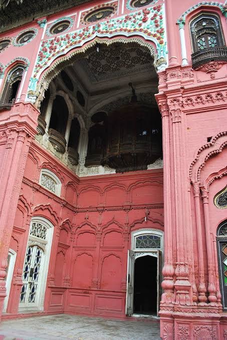 Chiniot Furniture Market and Umar Hayat Mahal Chiniot