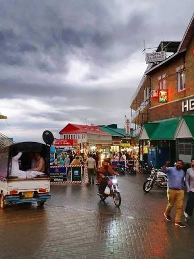 Murree Mall Road