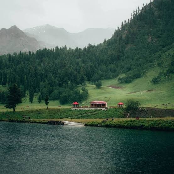 Minimarg and Rainbow Lake