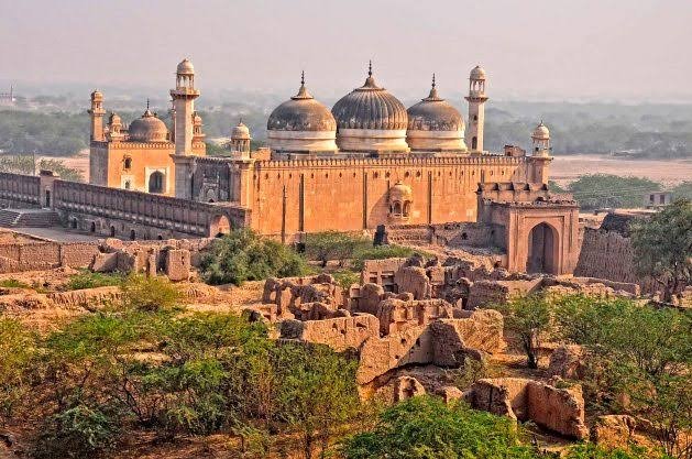 Derawar Fort Cholistan Desert Bahawalpur