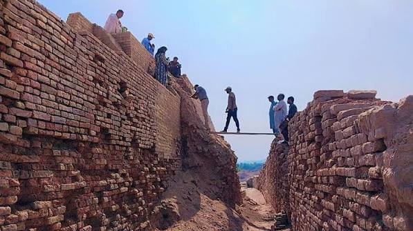 Mohenjo-daro Larkana UNESCO World Heritage Cradle of Civilization