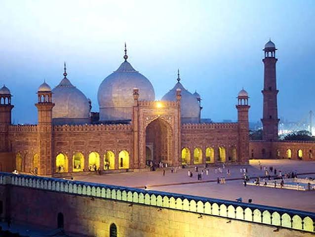 Badshahi Mosque Lahore Walled City
