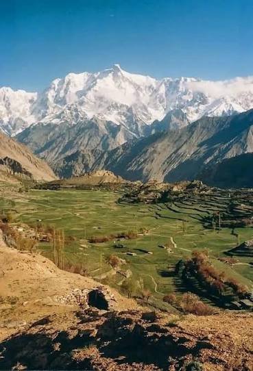 Hoper Valley and Hoper Glacier
