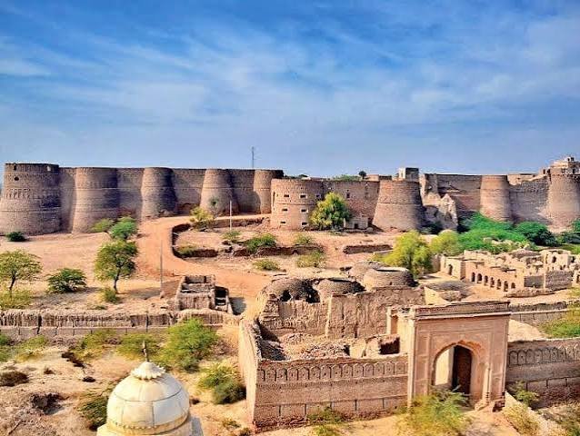 Derawar Fort Cholistan Desert Bahawalpur