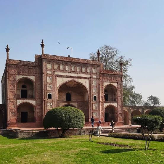 Tomb of Jahangir and Tomb of Nur Jahan Shahdara