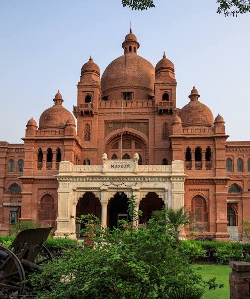 Lahore Museum The Mall Walled City