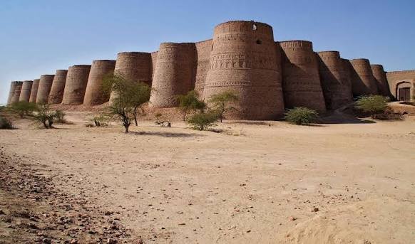 Derawar Fort Cholistan Desert Bahawalpur