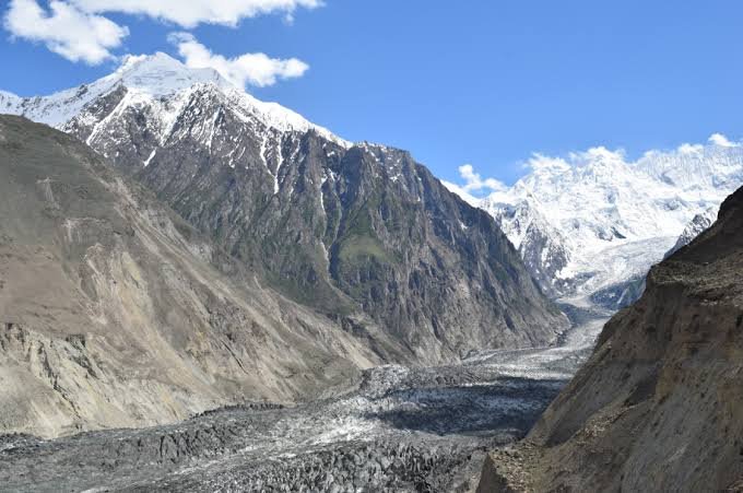 Hoper Valley and Hoper Glacier