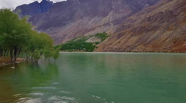Khalti Lake